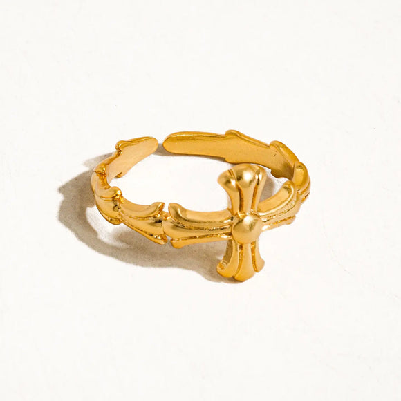 18K Vintage Cross Ring